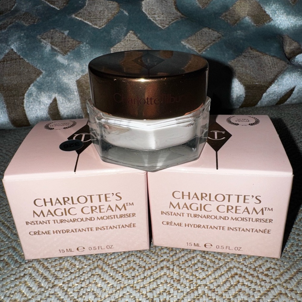 NEW x 2 Charlotte Tilbury - Charlotte's Magic Cream with hyaluronic acid 15ml ea
